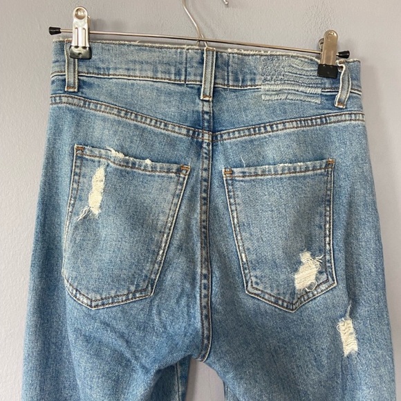 Revice Jeans Dream Fit Sweet Monday Wash Distressed High Waisted Denim size 26 - Picture 7 of 10